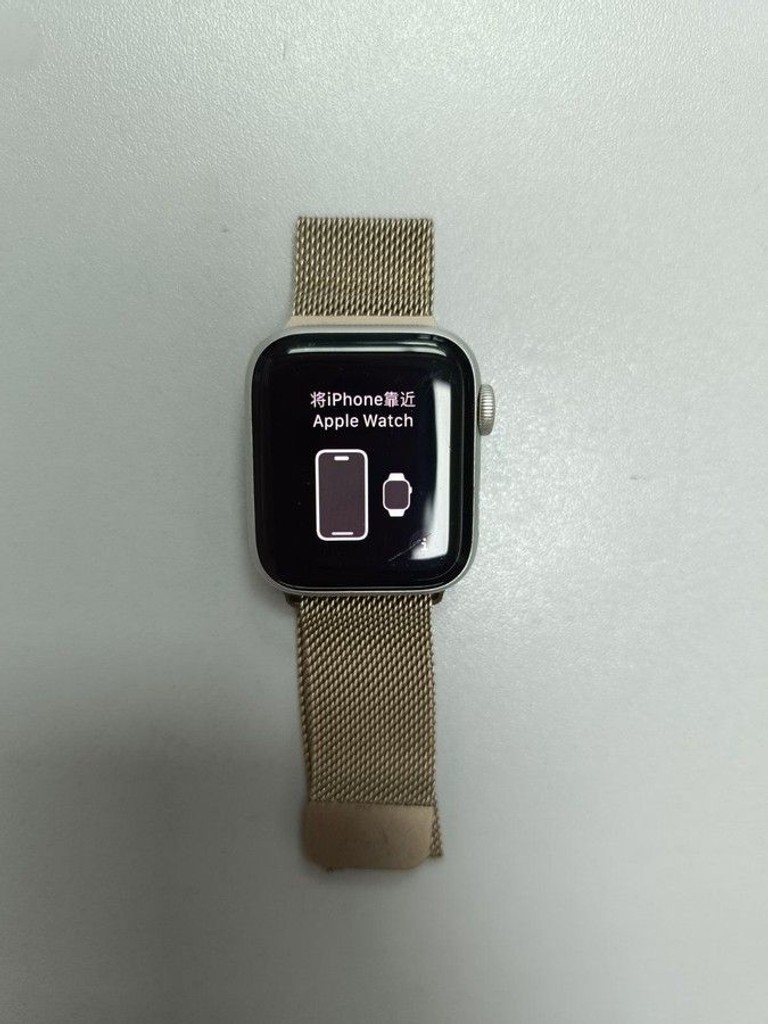 Купить Apple watch series 4 gps 40mm aluminium case Б/У