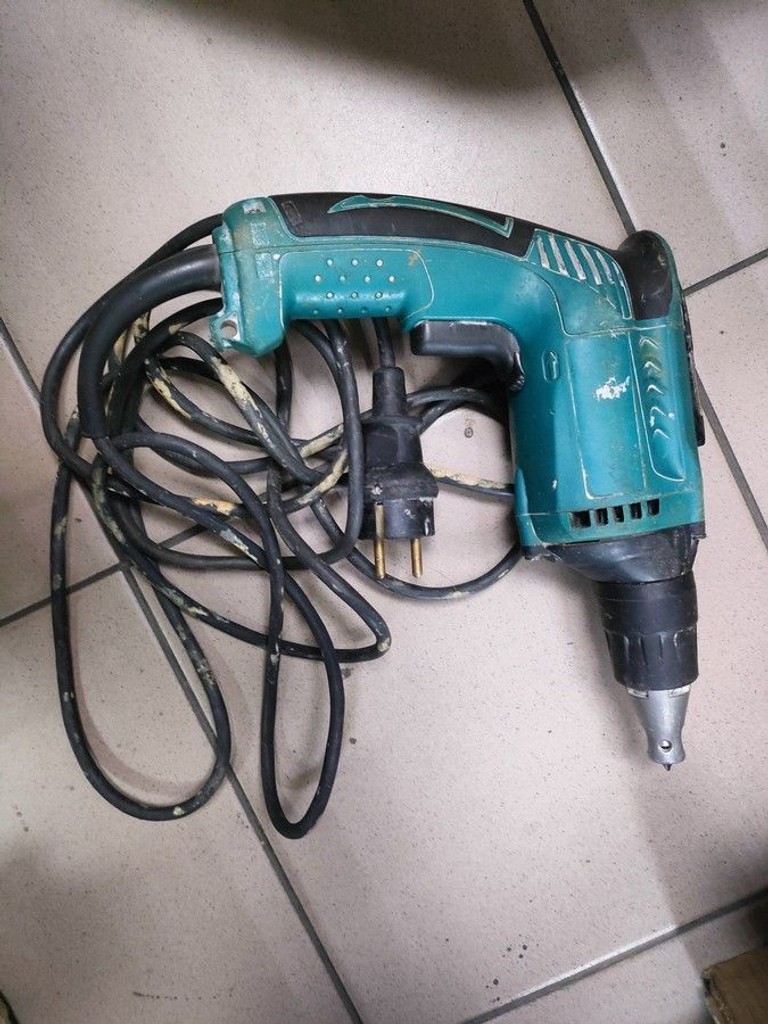 Объявление Makita FS4000 Б/У
