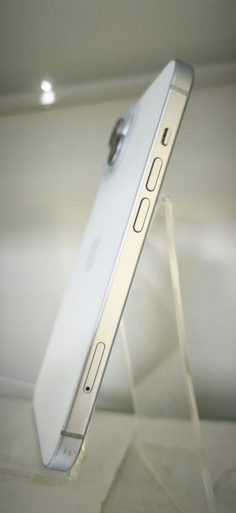 Apple iPhone 15 128GB Green Код:01-200938253. Зображення 7