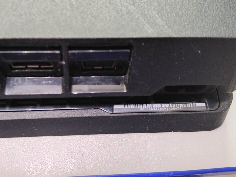 Дешево Sony playstation 4 slim 500gb з ломбарду