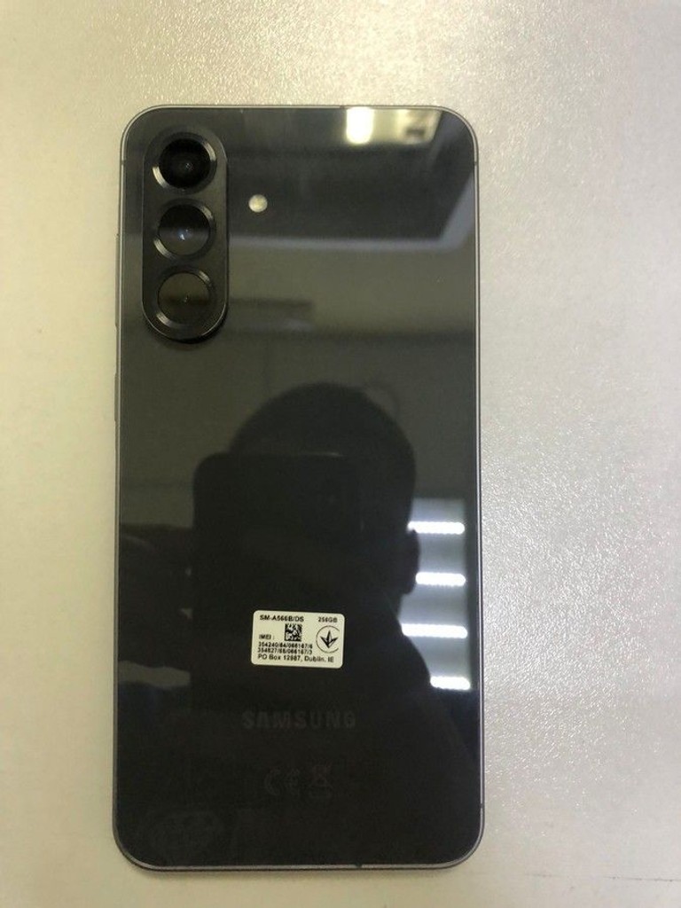 Оголошення Samsung galaxy a56 5g 8/256gb Б/У