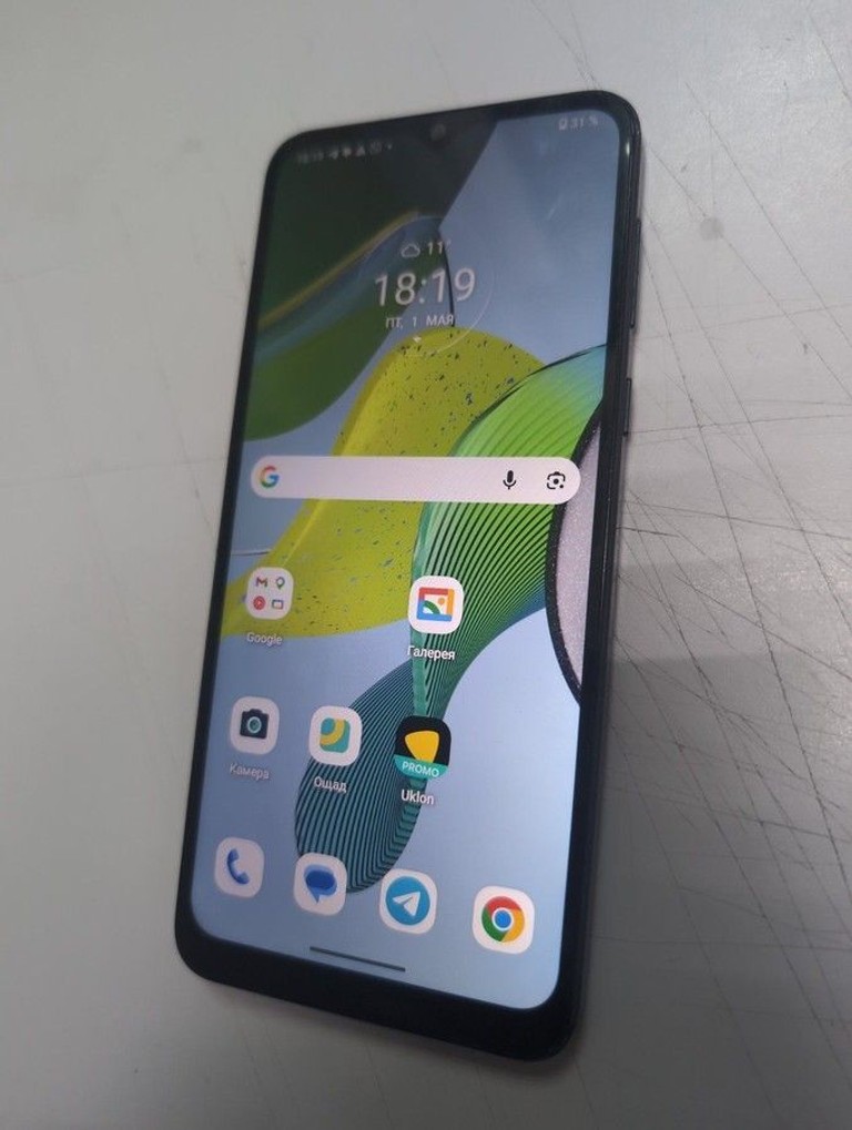 Оголошення Motorola moto e13 8/128gb xt2345-3 Б/У