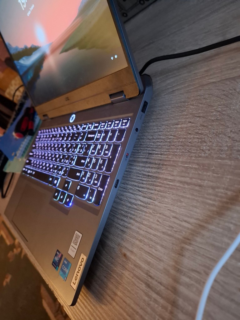 Дешево Lenovo loq з ломбарду