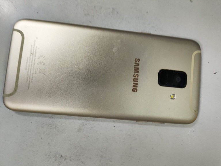 Купить Samsung sm-a600fn galaxy a6 duos Б/У