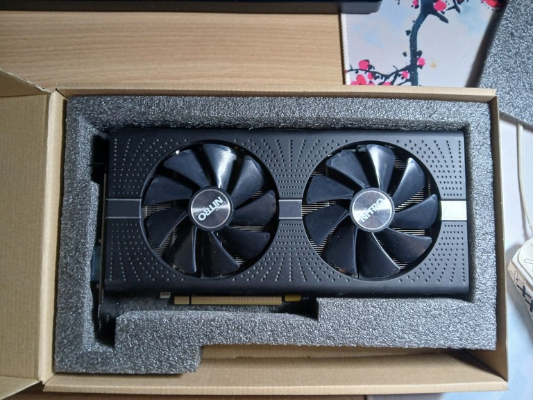 Дешево Sapphire Radeon RX 580 4GD5 NITRO+ (11265-31) з ломбарду