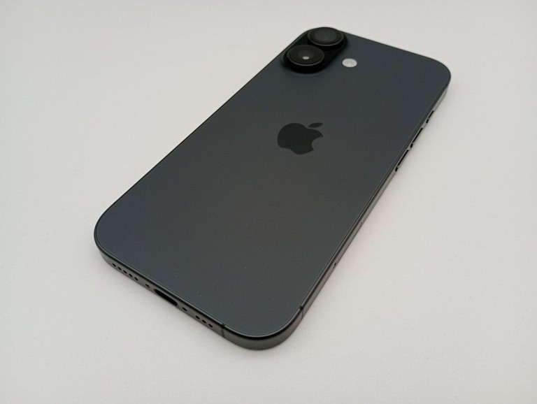 Дешево Apple iPhone 17 256GB Black (MG6J4) з ломбарду