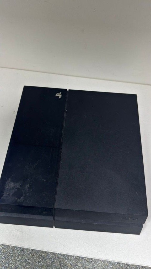 Дешево Sony playstation 4 1tb з ломбарду