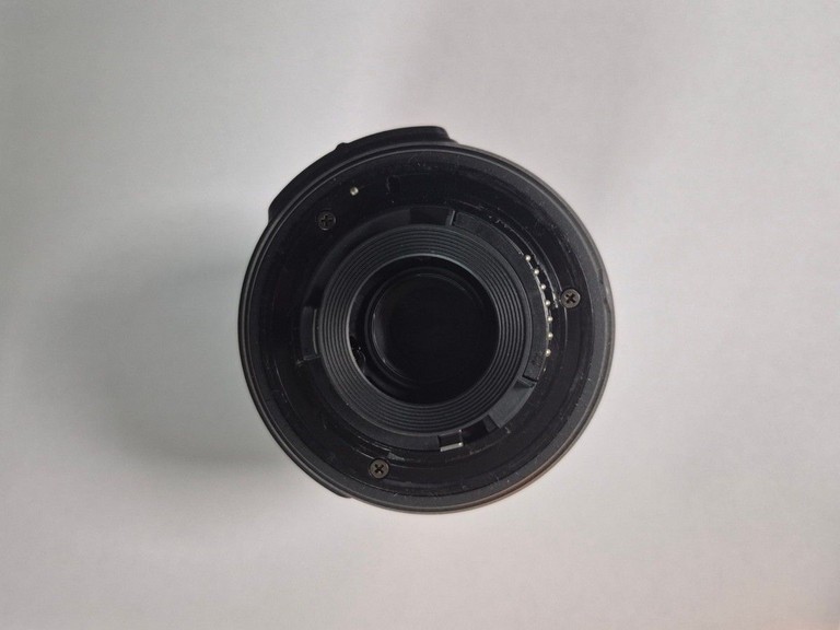 Дешево Nikon af-s nikkor 18-55mm 1-3.5-5.6 g vr з ломбарду
