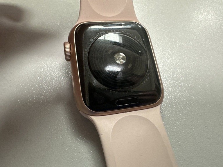 Дешиво Apple watch se gps 40mm aluminum case с ломбарда