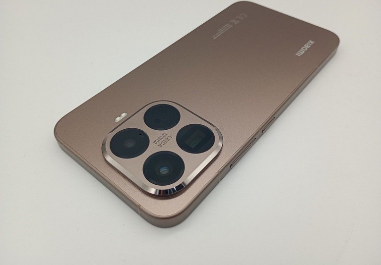 Объявление Xiaomi 15T Pro 12/256GB Titan Gray Б/У