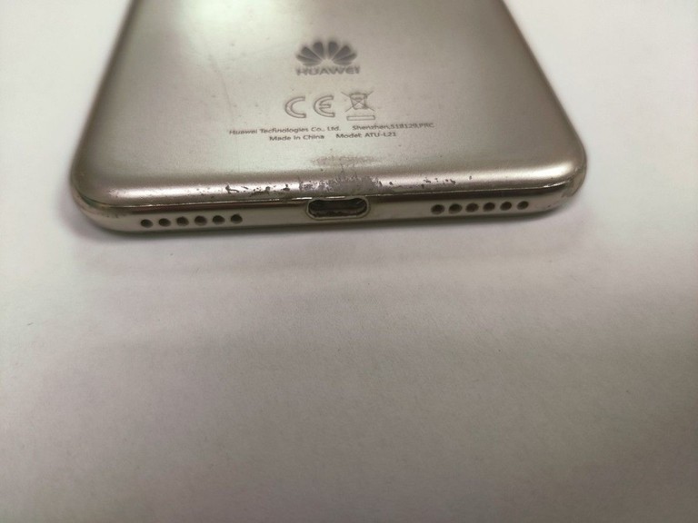 Huawei y6 2018 2/16gb Код:01-201088513. Зображення 8