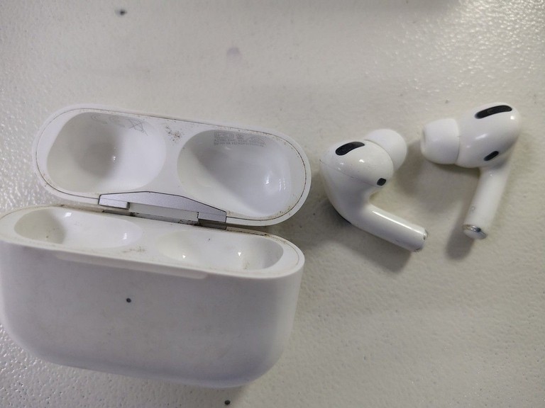 Розпродаж Apple AirPods Pro (MWP22), продавець Техноскарб