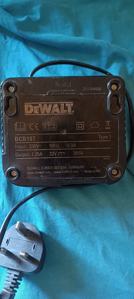 DeWalt DCB 107 Код:null. Зображення 5