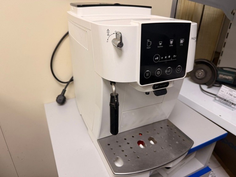 Оголошення Delonghi Magnifica Start ECAM 220.20.W Б/У
