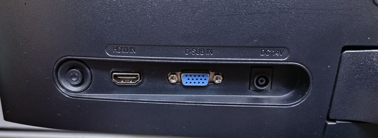 Дешиво Samsung s22r350fhi с ломбарда
