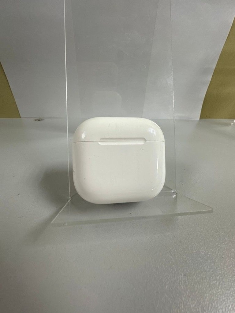 Купить Apple airpods 4 Б/У