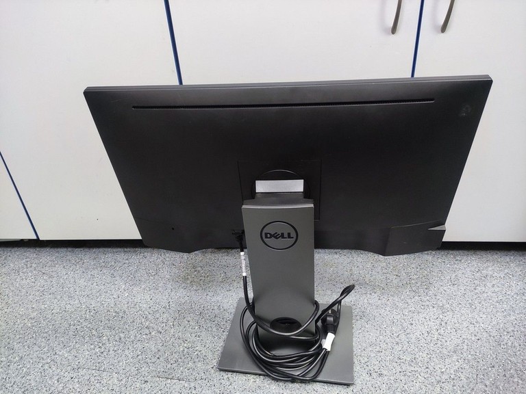 Дешиво Dell p2417h с ломбарда