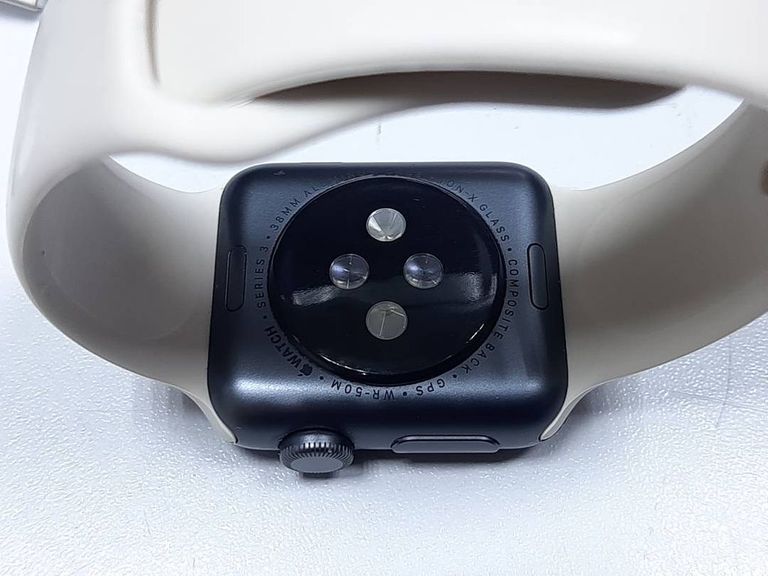 Apple watch series 3 38mm aluminum case