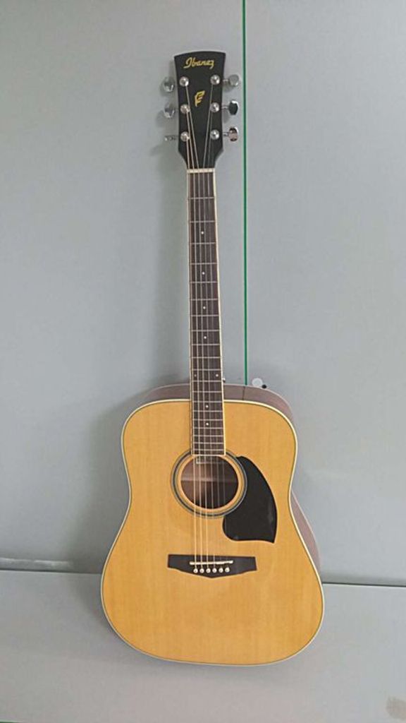 Ibanez PF1512 NT