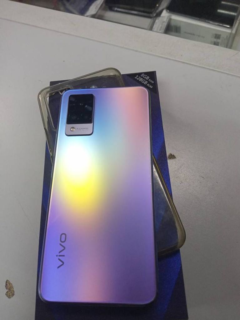 Vivo v21 8/128gb