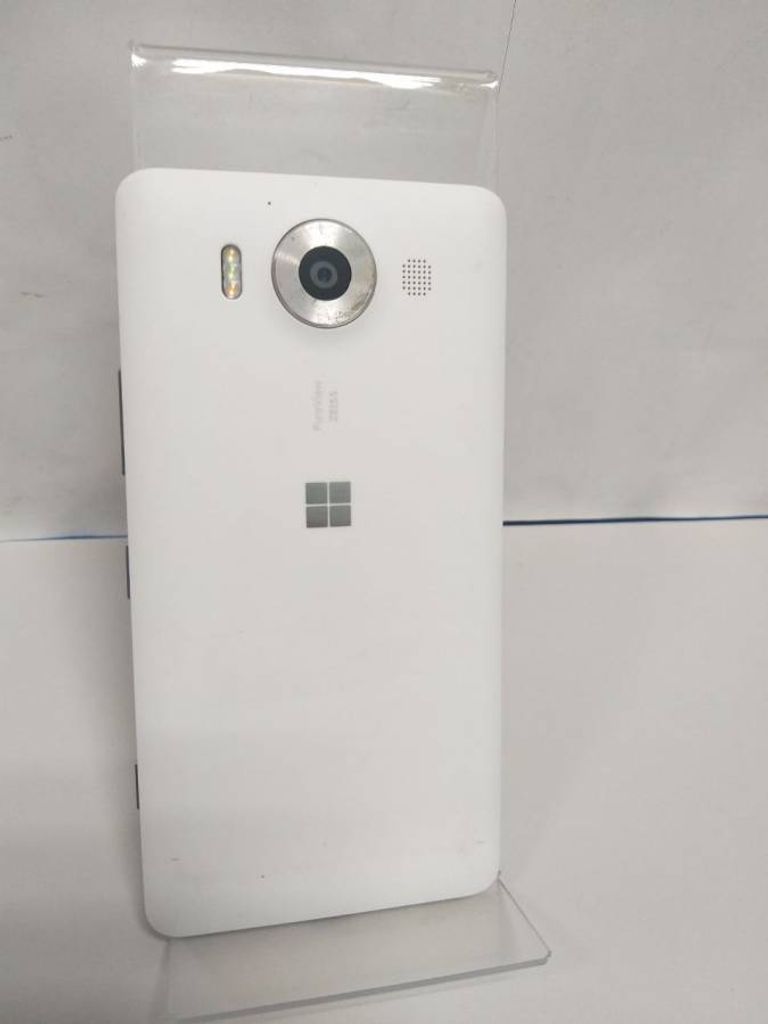 Microsoft lumia 950