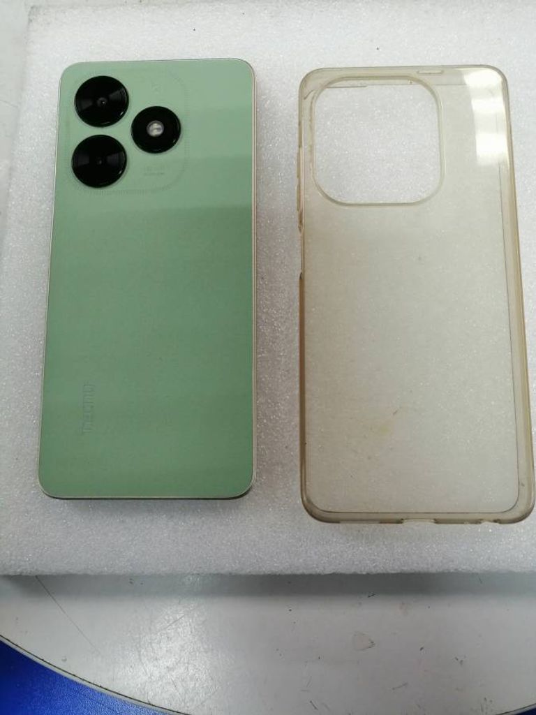 Купити Tecno spark go 2024 Б/У