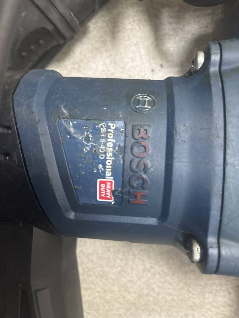 Дешево Bosch GBH 5-40 D (0611269001) з ломбарду