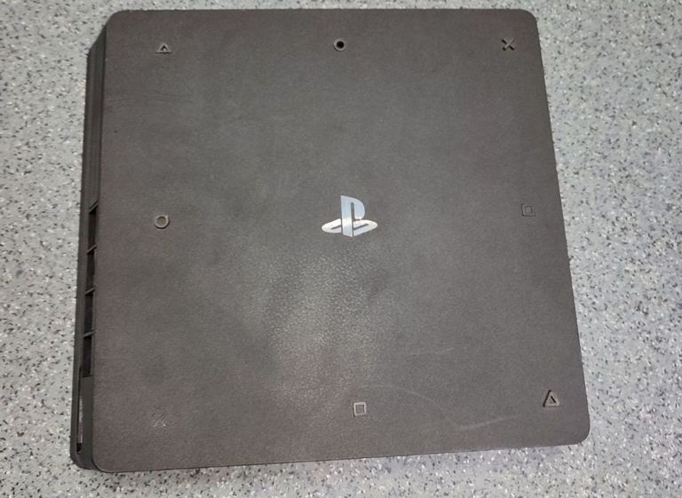 Дешиво  Sony PlayStation 4 Slim 1TB Black с ломбарда