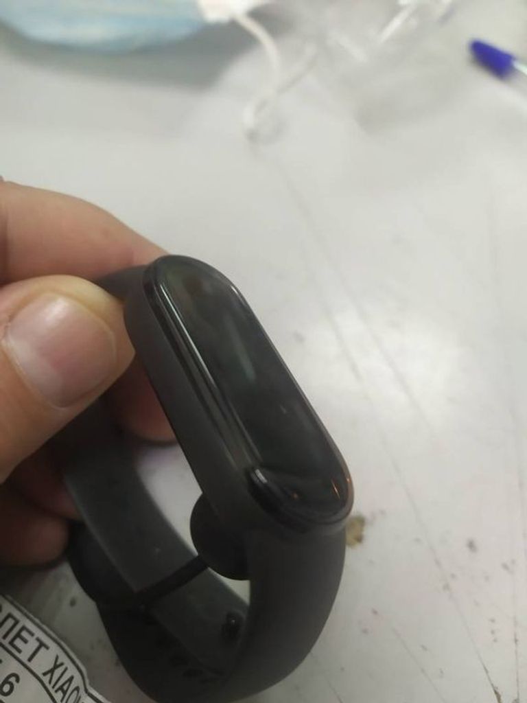 Оголошення Xiaomi mi band 6 Б/У