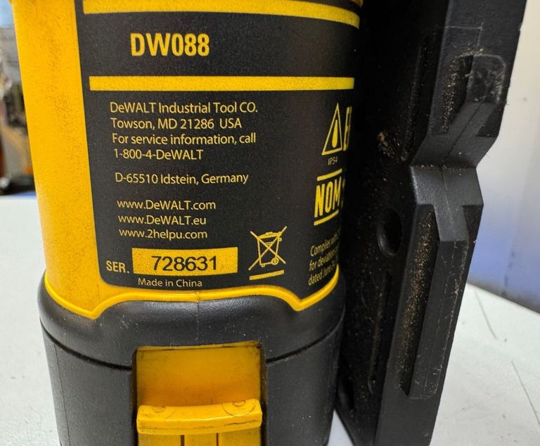 Dewalt dw 088 Код:01-200562851. Зображення 9