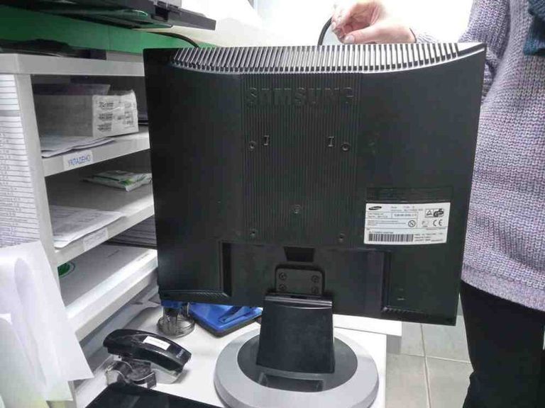 Купити Samsung SyncMaster 710N Б/У