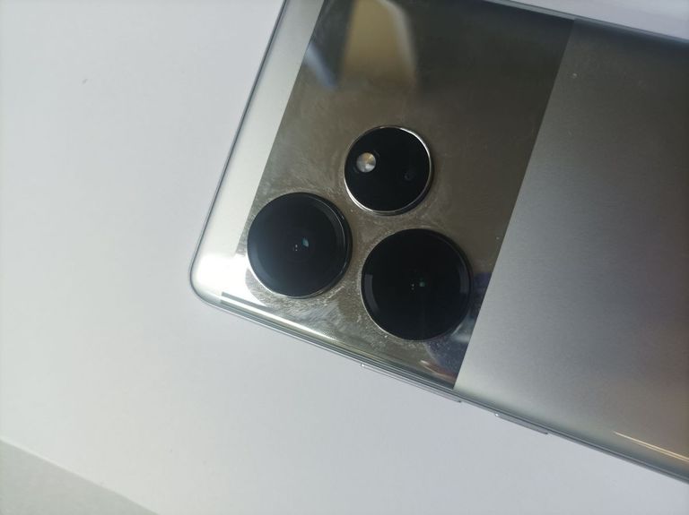 Realme gt6 12/256gb Код:01-200777433. Изображение 6