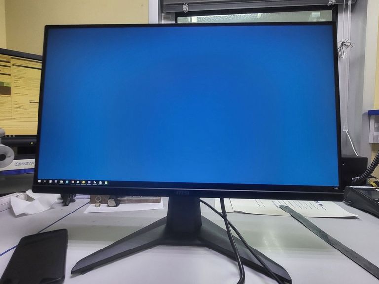 Купити Msi mag 255xf Б/У