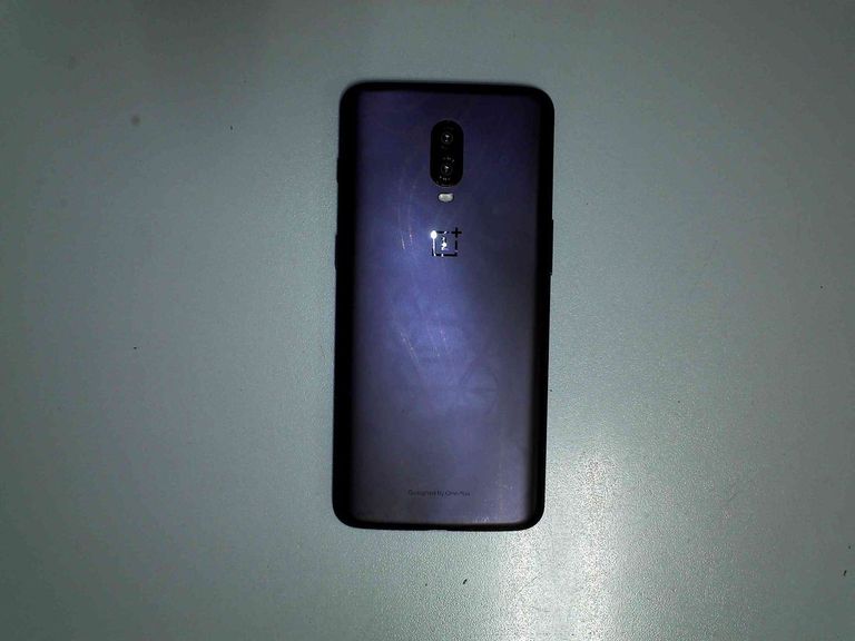 Оголошення One Plus 6t a6013 8/128gb Б/У