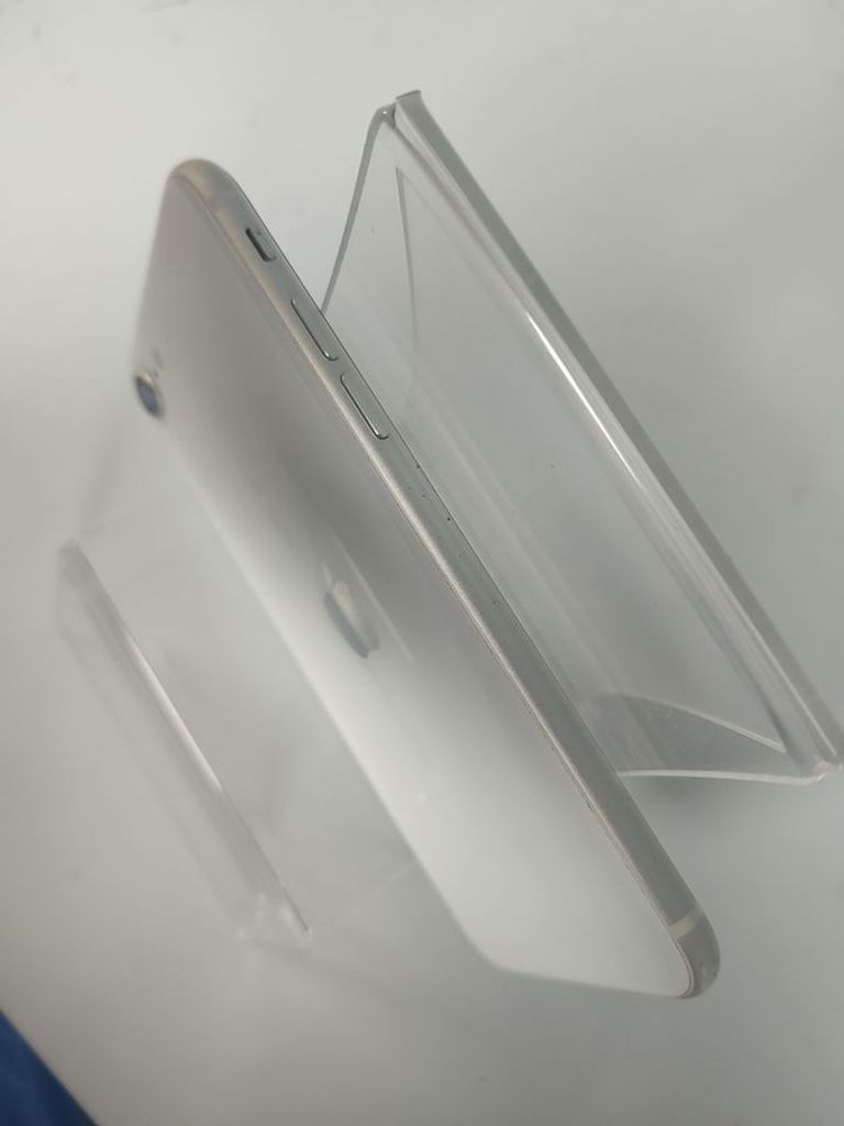 Apple iPhone SE 2020 128GB Black Slim Box (MHGT3) Код:01-200804683. Зображення 9