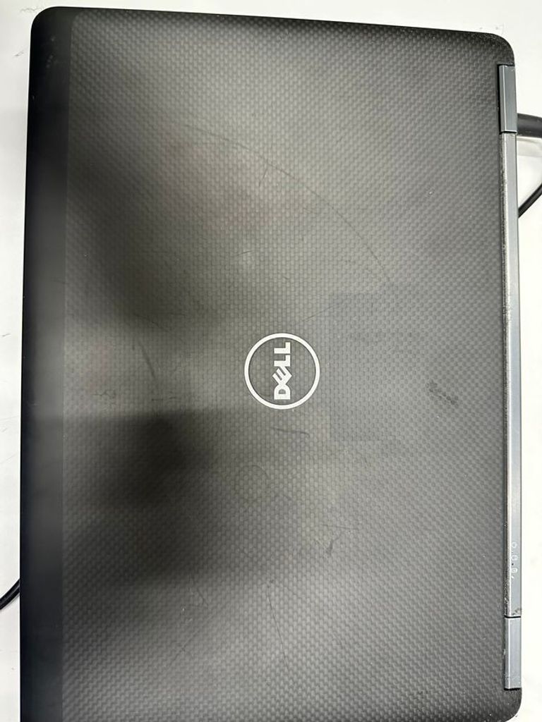 Дешево Dell 14/core i7 5600u ddr3/16gb ddr3/hdd *відсутній/ssd 180 gb/*інтегрована з ломбарду