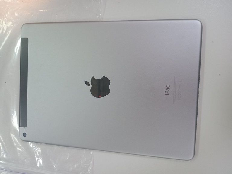 Дешево Apple ipad air 2 wifi 128gb 3g з ломбарду