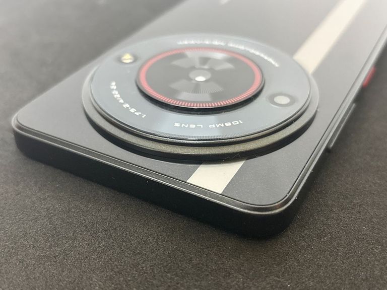 Дешево Zte nubia focus 5g 6/256gb z2357n з ломбарду