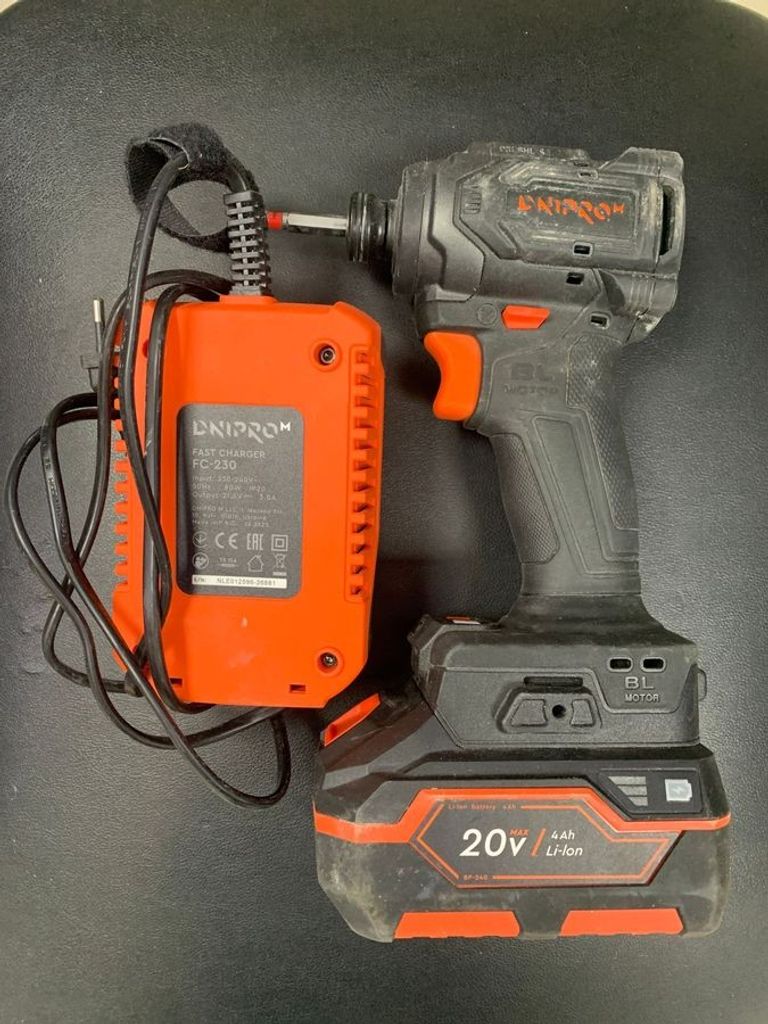 Купить Dnipro-M dtd-201bc ultra 1акб 4ah зп Б/У