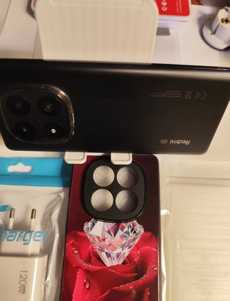 Xiaomi Redmi Note 14 Pro+ 5G 8/256GB Midnight Black Код:null. Изображение 4