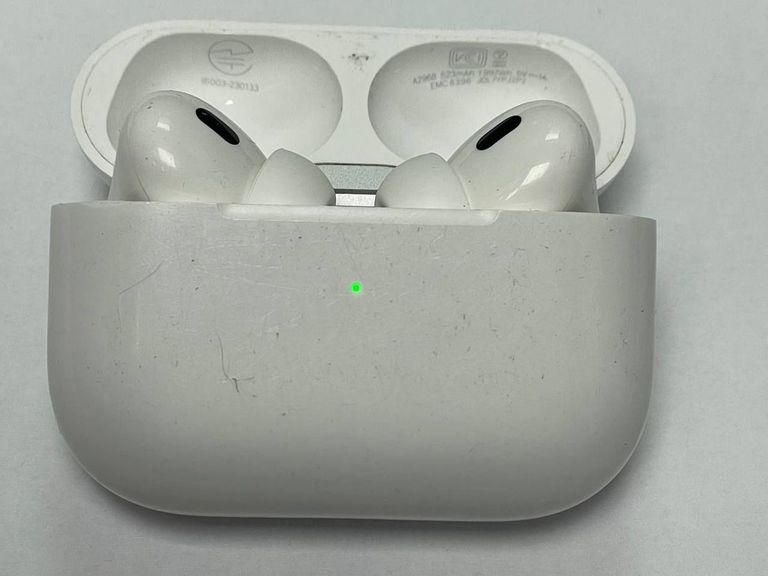 Apple airpods pro 2nd generation with magsafe charging case usb-c Код:01-200835608. Изображение 9