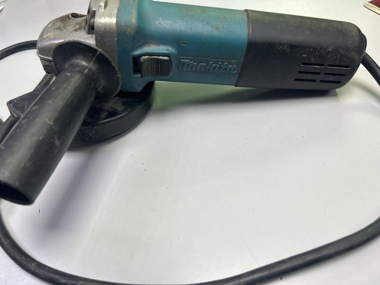 Оголошення Makita GA5030 Б/У