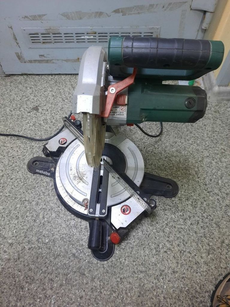 Дешево Metabo ks 216 m lasercut з ломбарду