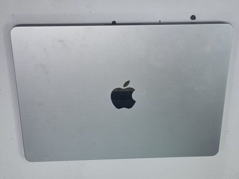 Apple macbook air 13.6/ m2 / ram 16gb/ ssd 256gb/ gpu 8 core Код:01-200864524. Зображення 9