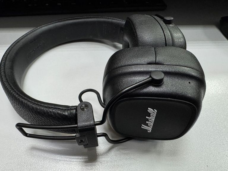 Дешево Marshall major iv з ломбарду