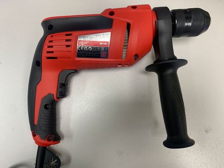 Оголошення Milwaukee PD-705 (4933431955) Б/У