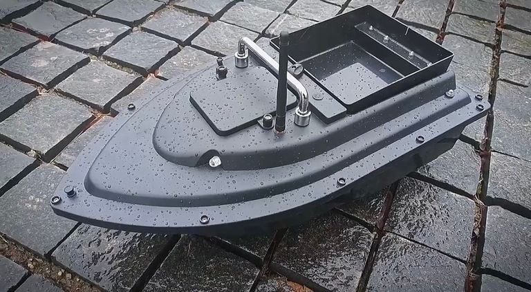 Дешиво SamsFish F-18 с ломбарда