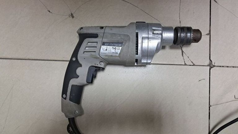 Дешиво Интерскол ДУ-13/750ЭР с ломбарда