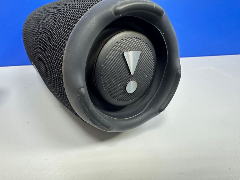 Дешево Jbl charge 5 з ломбарду