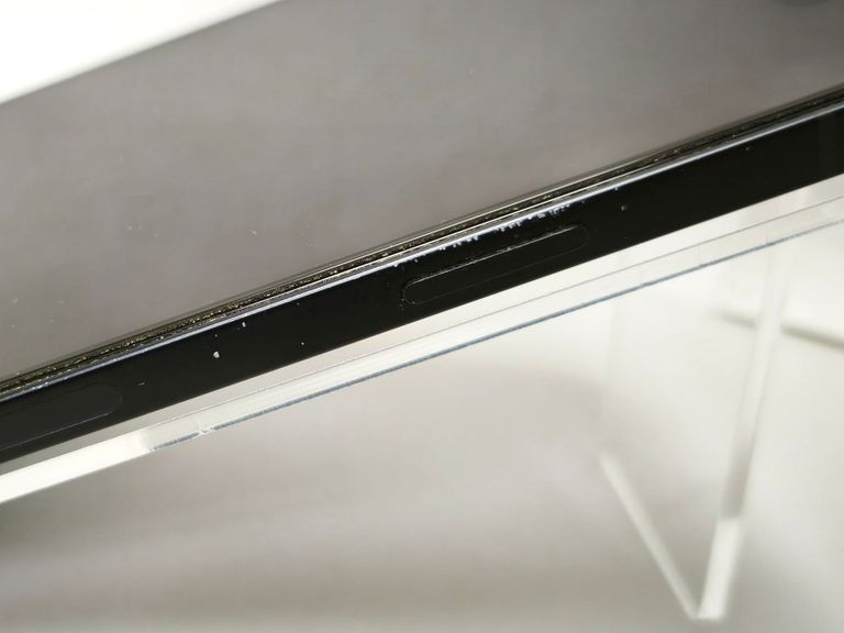 Apple iPhone 12 64GB (PRODUCT)RED Код:01-200896479. Изображение 6